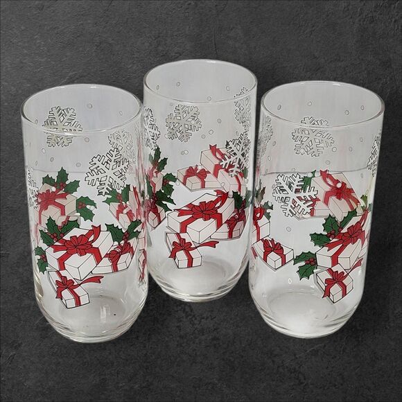 Set of 3 Vintage Luminarc Christmas Glasses Gifts Holly & Snowflakes Holiday - Picture 1 of 4